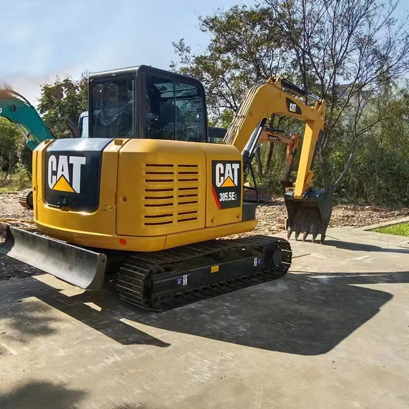 used caterpillar 305.5e2 excavator (1)