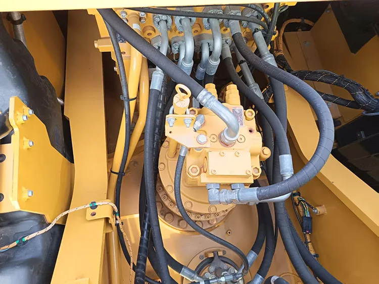 used caterpillar 330 07b excavator (7)