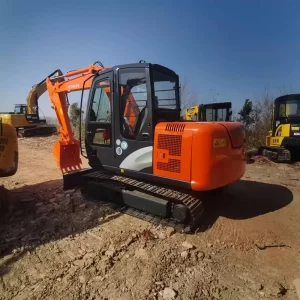 used hitachi 60 excavator (1)