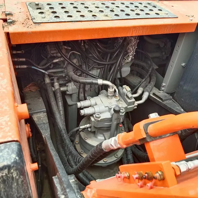 used hitachi zaxis 200 excavator (6)