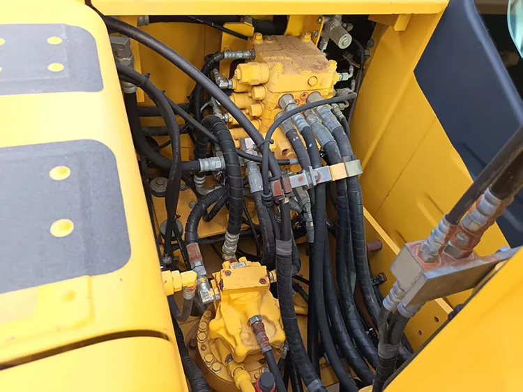 used komatsu pc120 excavator (8)
