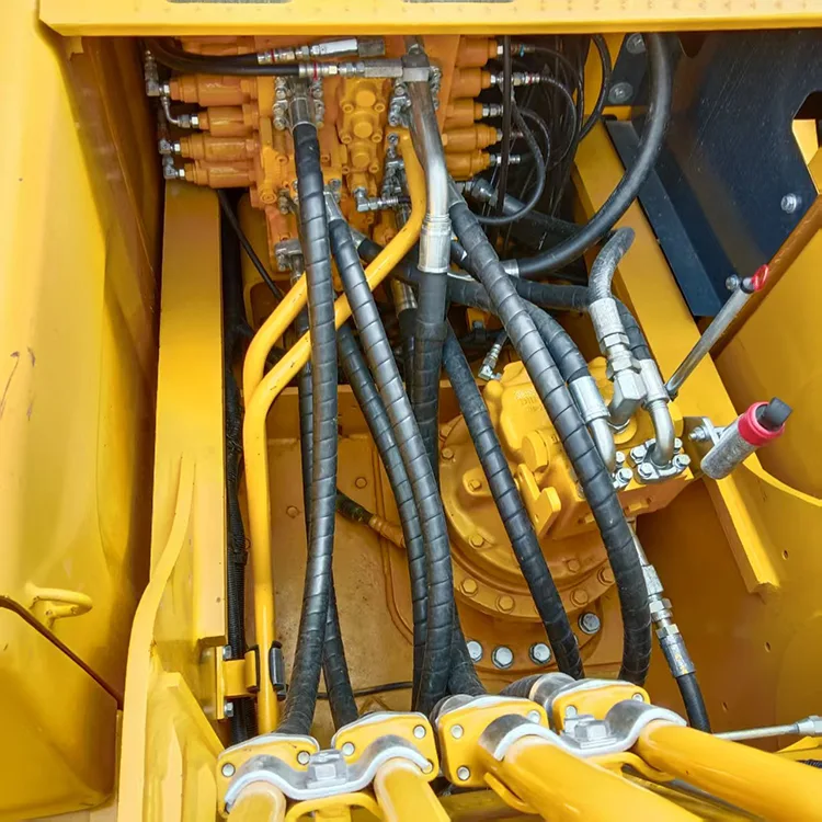 used komatsu pc200 excavator (6)