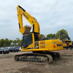 used komatsu pc240lc excavator (1)