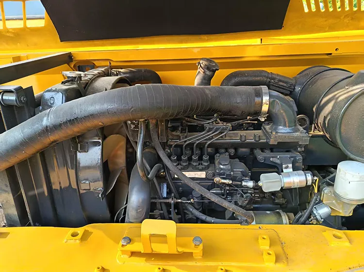 used komatsu pc60 excavator (8)