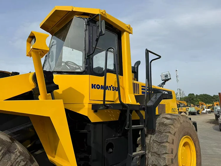 used komatsu wa470 loader (8)