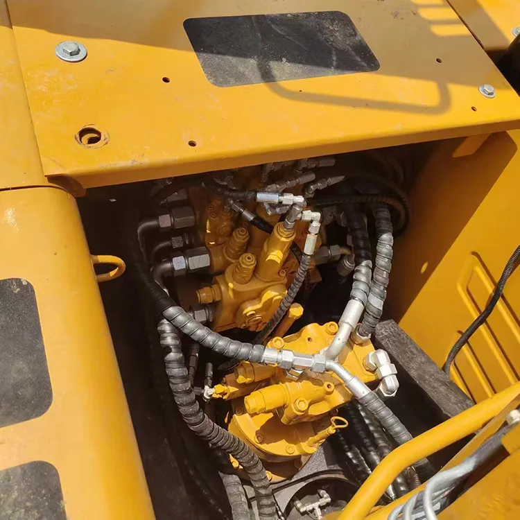 used sany sy135c pro excavator (8)