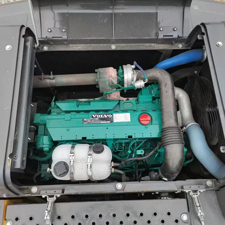 used volvo ec210 excavator (8)